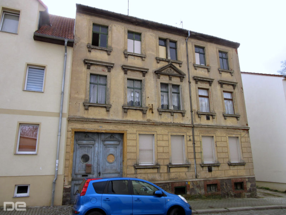 Albert-Einstein-Strasse 11