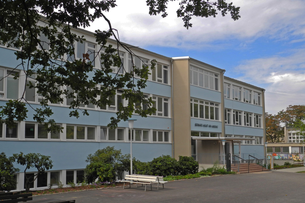 Sanierter Zustand des Eingangsportals, 2018