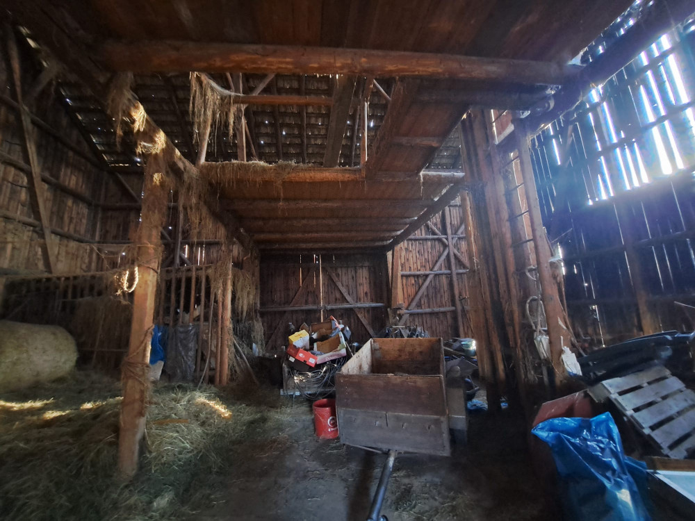 Innenansicht bei geöffnetem Haupttor