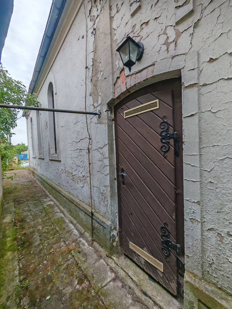 Ostseite, Tür zur Sakristei