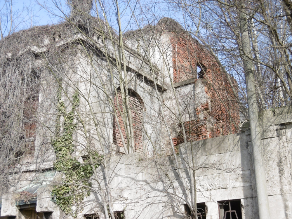 Fassade unsanierter Zustand