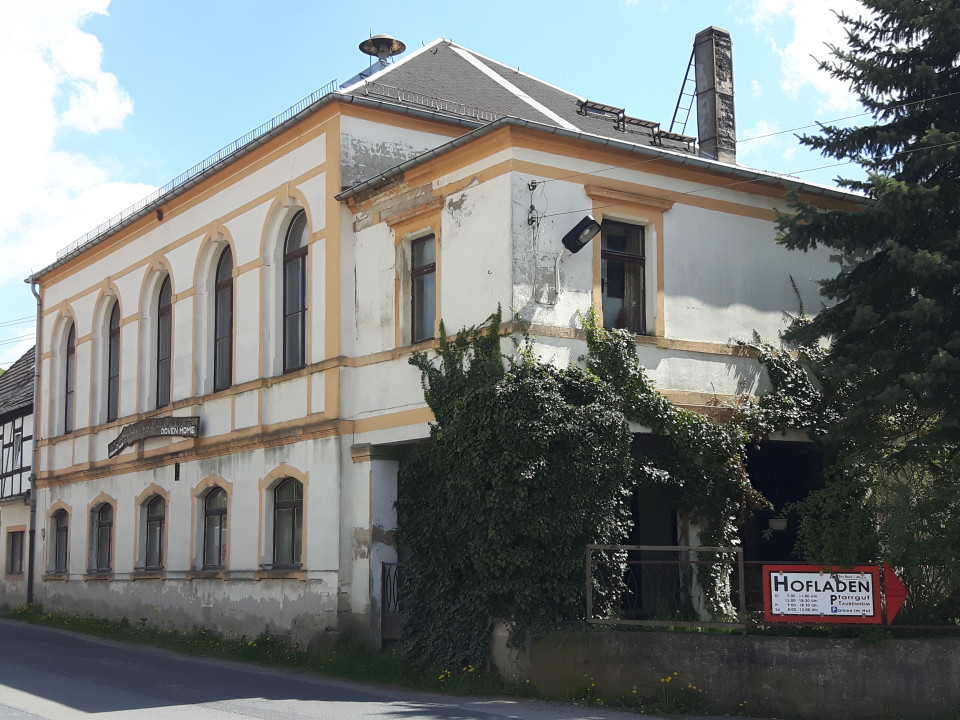 Strassenansicht Ballsaal