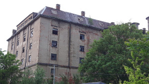 Vorderansicht Theater der Freundschaft, Stand 2025