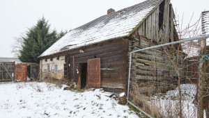 Areal Bienermühle - Sandsteinbogen mit Alter Vogtei