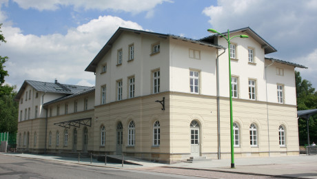 Bahnhofsgebäude Frankenberg nach der Sanierung