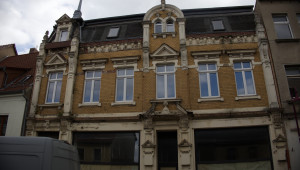 Gebäudeansicht von der Unteren Hauptstraße