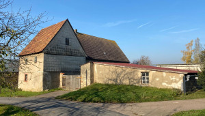 zentral und ruhig gelegener Bauernhof mit Charme + Potenzial (Denkmalschutz)